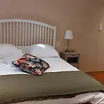 Mas Elena Bed & Breakfast 4*