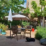 Bed & Breakfast Mas Elena Generargues