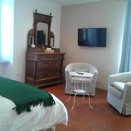 Mas Elena Bed & Breakfast