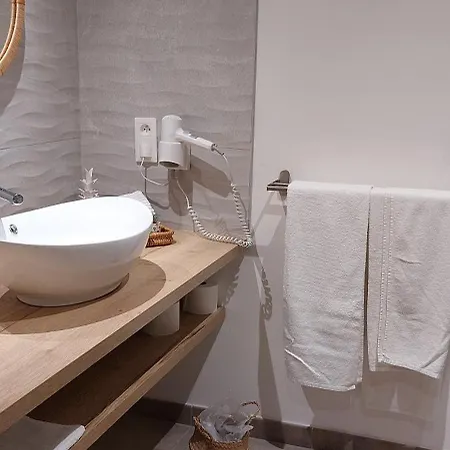 Bed & Breakfast Mas Elena Generargues