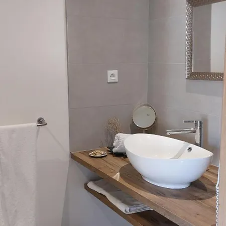 Mas Elena 4* Generargues