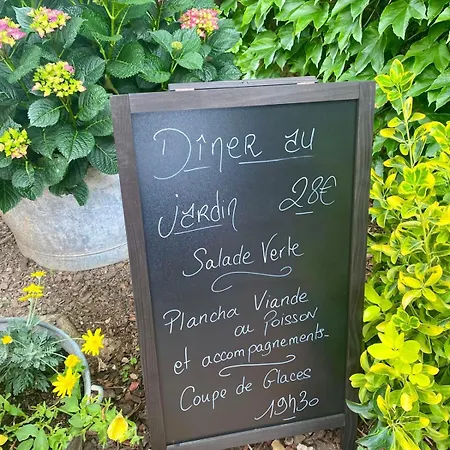 Nocleg ze śniadaniem Mas Elena *